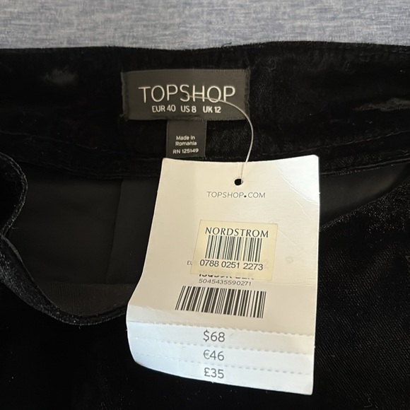 NWT Women’s Topshop Size 8 Black Velvet Ruffle on or off shoulder Velvet Top - Picture 4 of 6